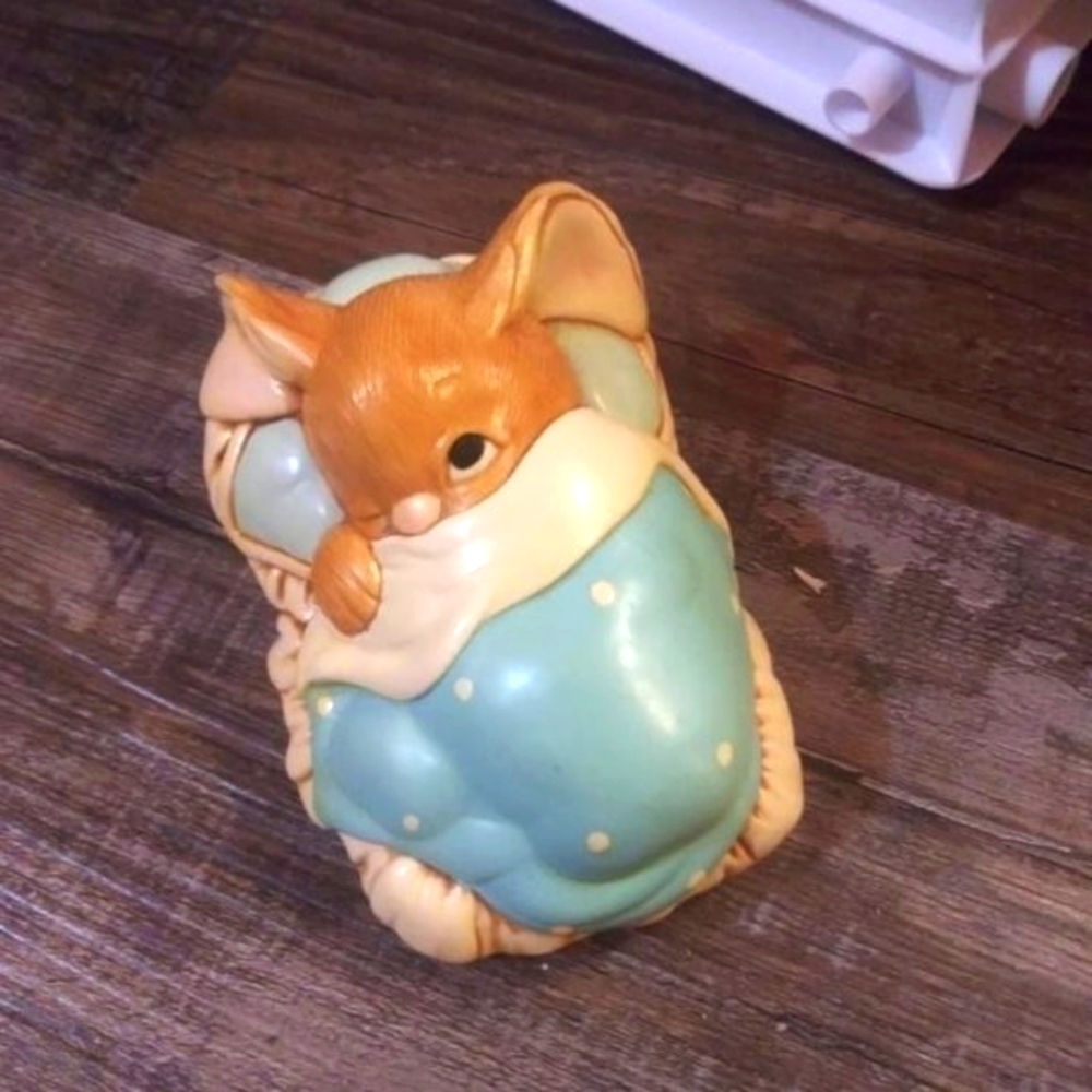 VINTAGE- Pendelfin - Peeps Hand Painted Stonecraft Bunny